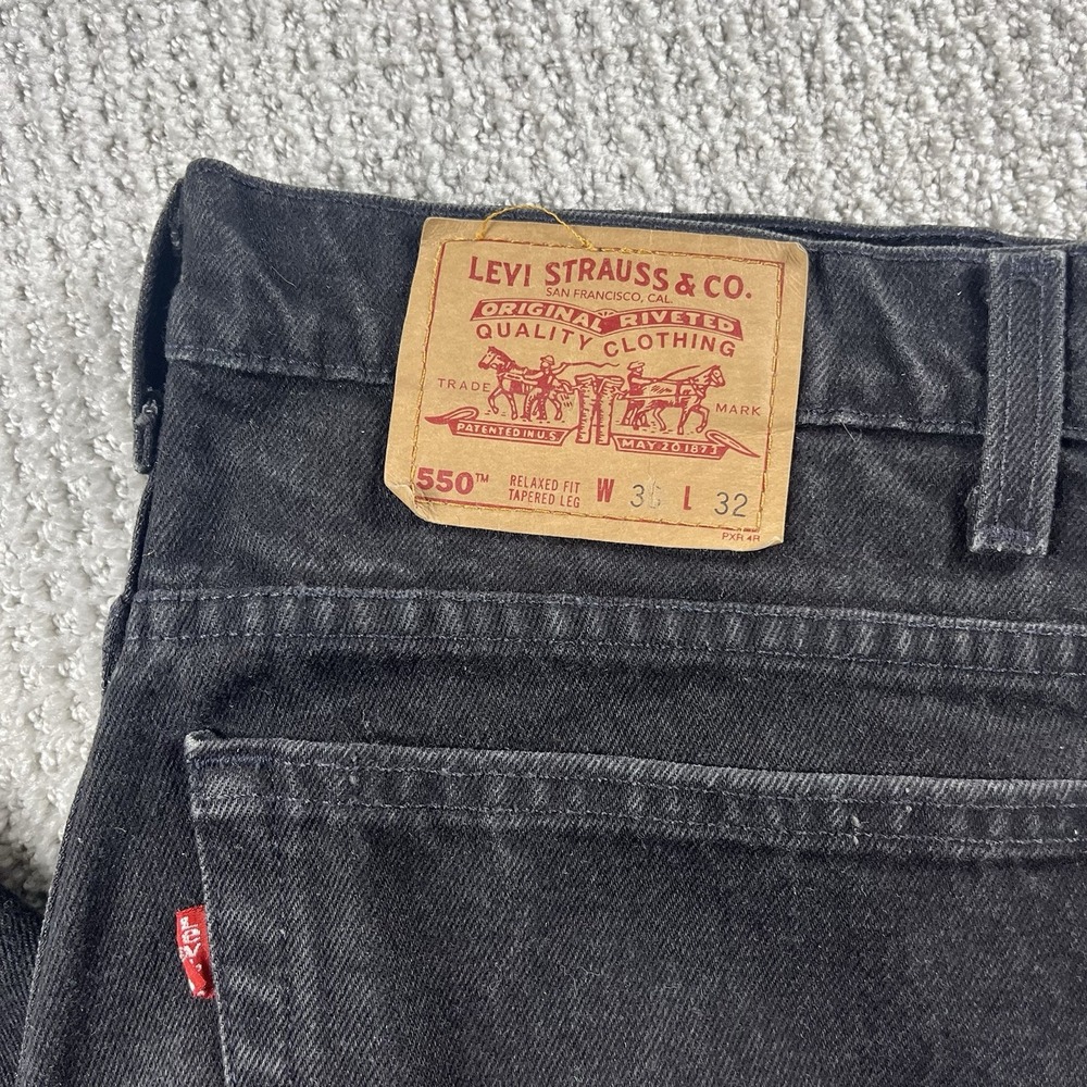 Vintage 90s Levis 550 Jeans Black Made USA Relaxed Fit Denim Men 38x32 (Fits 36)